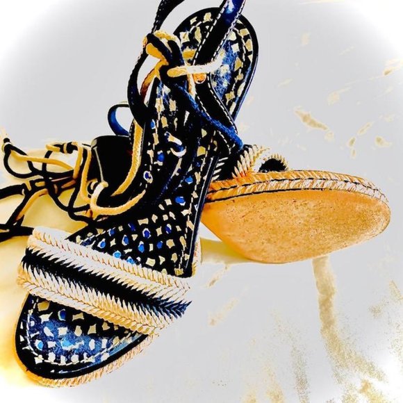 Louis Vuitton Sandals - Picture 5 of 6